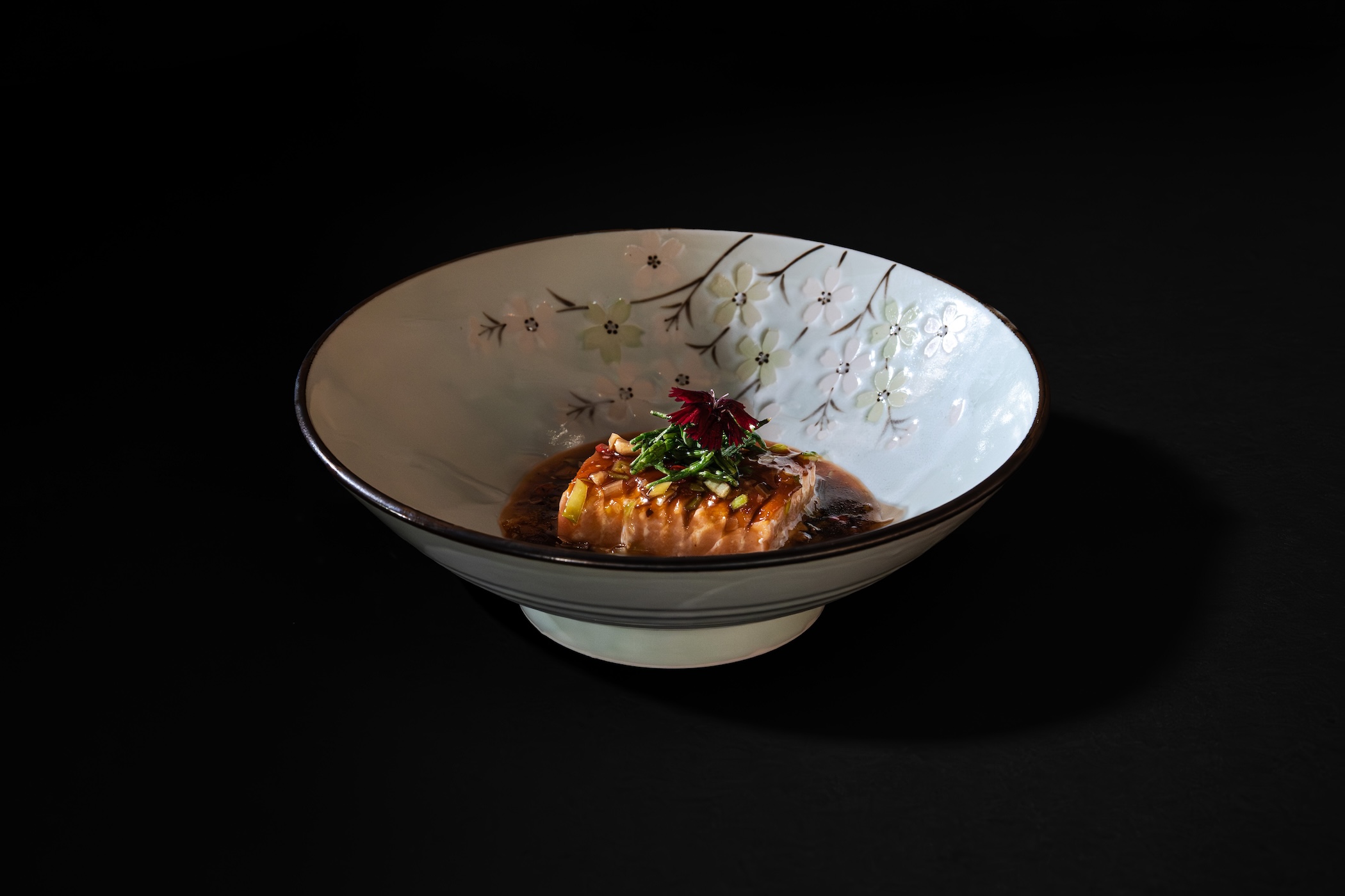 Teppanyaki sake in tassi sauce