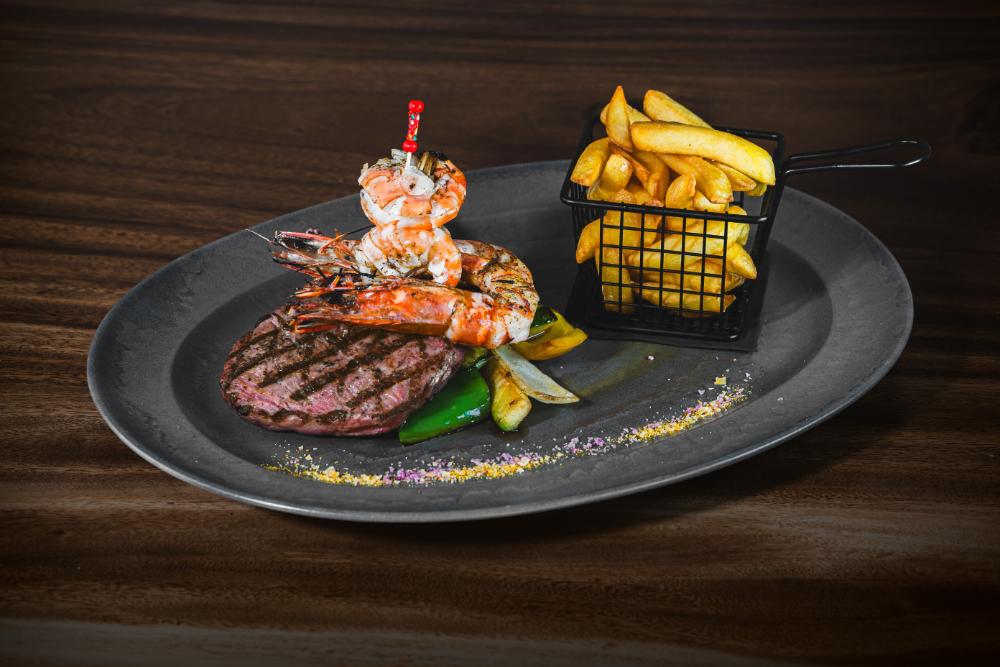 USA Black angus surf & turf